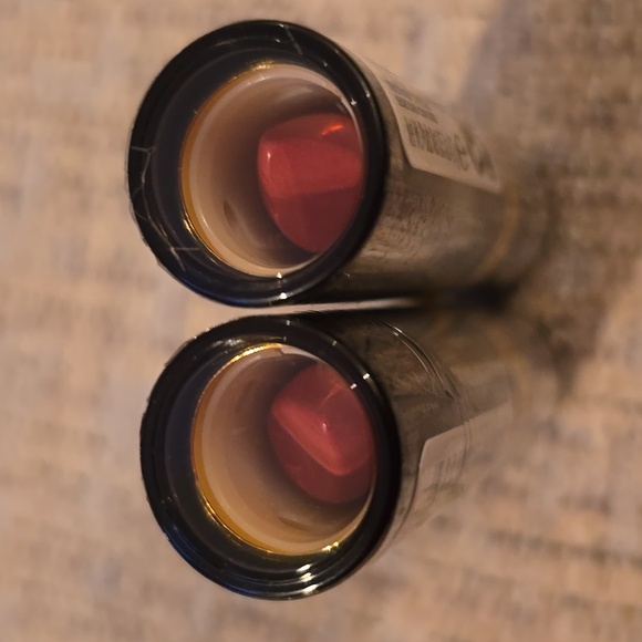 REVLON BRAND WOMEN'S SUPER LUSTROUS LIPSTICK BUNDLE OF 2 - Picture 6 of 8